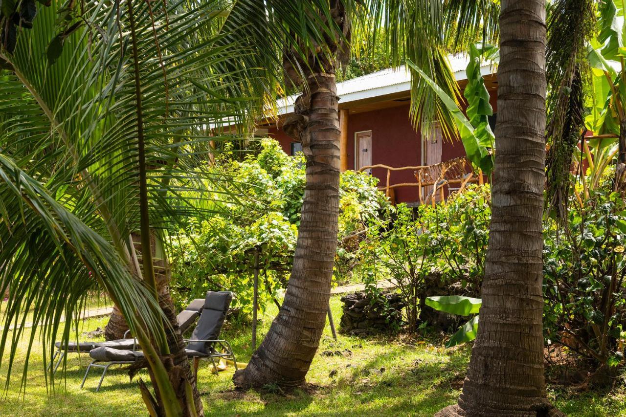 Pikera Uri Eco Lodge Hanga Roa Exterior foto